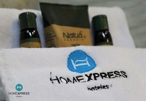 Dutxa, sabó, xampú i paper higiènic