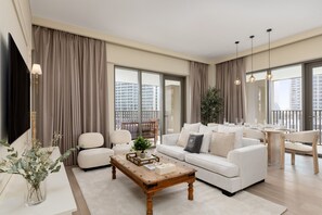 Apartment | 3 bedrooms - Creekside Elegance w Canal Vws at Creek Beach (Dubai)