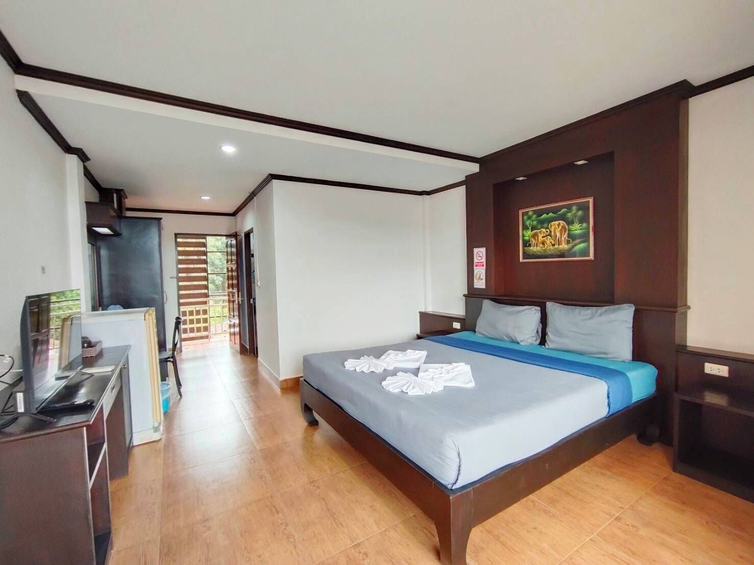 Standard Double Room, City View | Desk, laptop workspace, blackout drapes, free WiFi