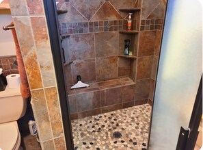 Shower, jetted bath, hair dryer, towels