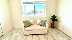 Smart TV - My little house (Phoenix)