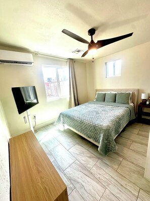 WiFi, bed sheets