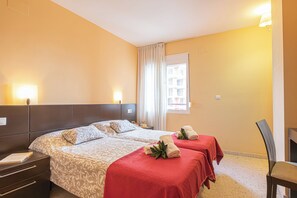 1 makuuhuone, silitysrauta/-lauta, ilmainen Wi-Fi, vuodevaatteet