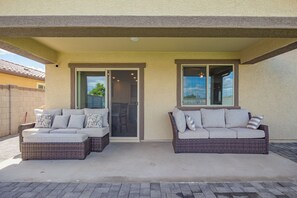 Terrace/patio - 4-bedroom house in marvelous Buckeye with WiFi, AC. Enjoy your stay (Buckeye)