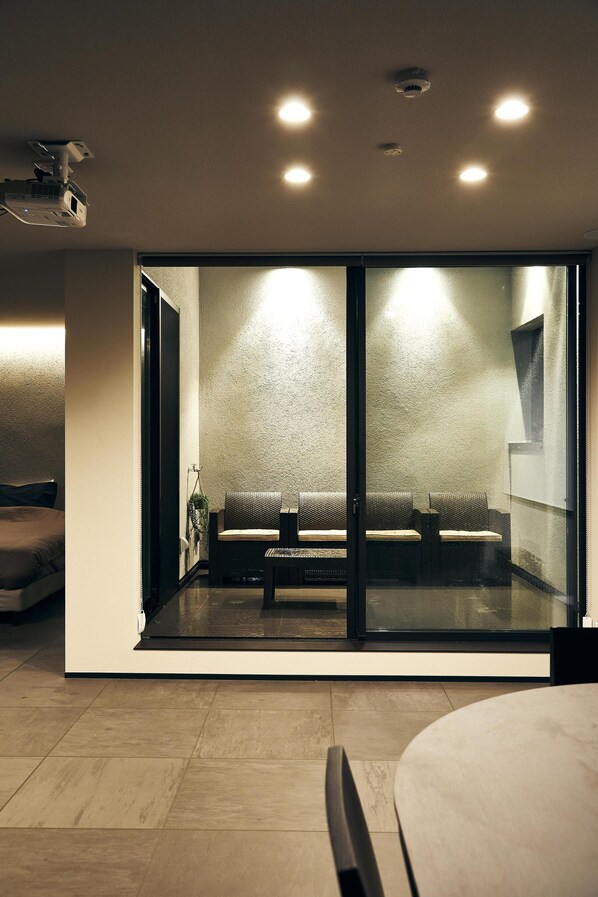 ห้องพักตกแต่งอย่างมีเอกลักษณ์, ตกแต่งพิเศษโดยเฉพาะ, โต๊ะทำงาน, Wi-Fi ฟรี