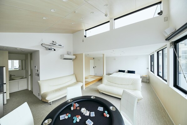 Individually decorated, individually furnished, desk, free WiFi