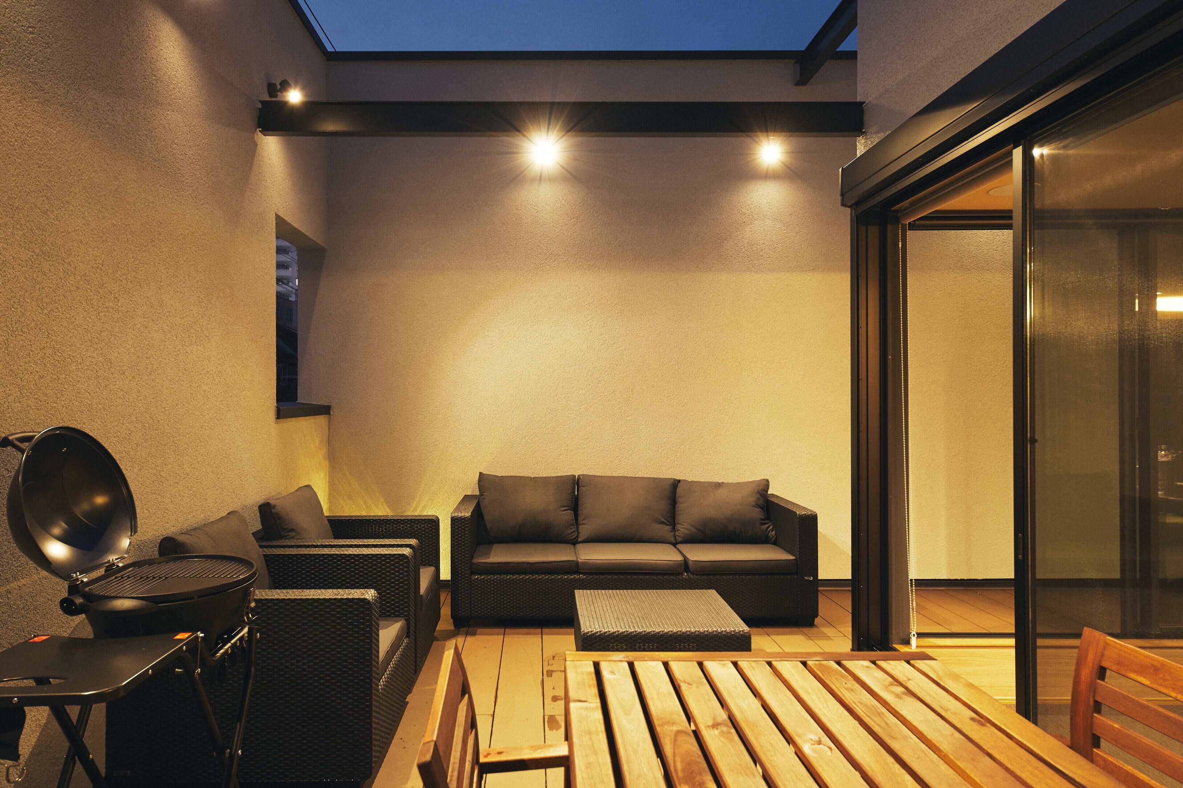 客室ごとに異なる装飾、客室ごとに異なるインテリア、デスク、WiFi (無料)