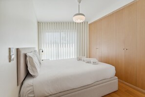 1 chambre, fer et planche à repasser, accès à Internet, literie fournie