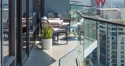 Experience Unrivalled Luxury: Hollywood Terrace 2BD PH with Panoramic Views!