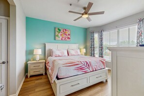 3 عدّة غرف نوم ومكواة/لوح كي وخدمة الإنترنت وملاءات أسرّة