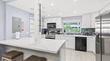 Apartment, 2 Bedrooms, Balcony | Private kitchen | Coffee/tea maker