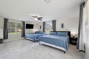 5 bedrooms, iron/ironing board, travel crib, free WiFi