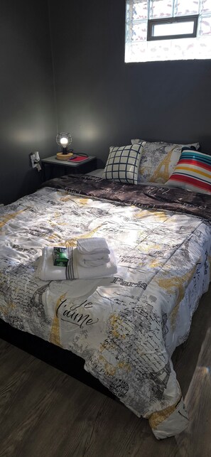 3 dormitorios, tabla de planchar con plancha, wifi y ropa de cama