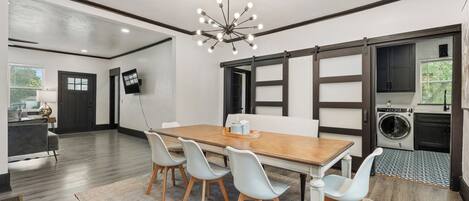 Talo | 6 makuuhuonetta