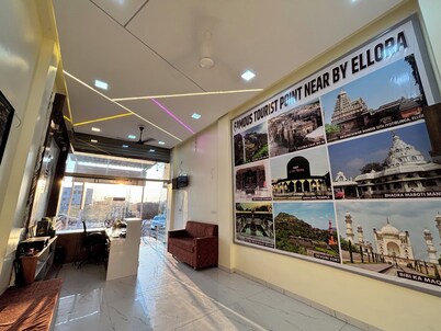 Hotel Mayur Residency