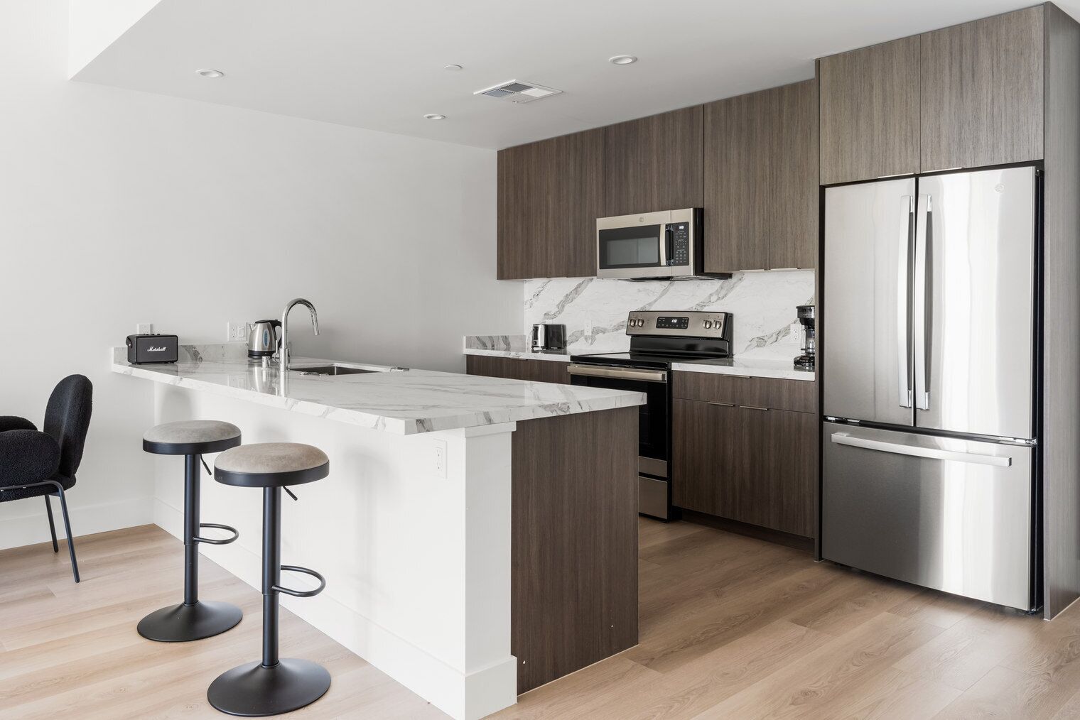 雪櫃、微波爐、焗爐、爐  具