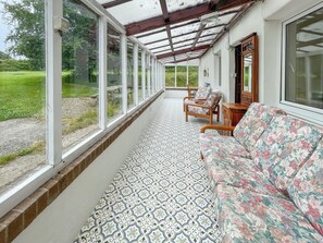 Terrace/patio - Hafod Fach - UKC6956 (Moylegrove near Ceibwr Bay)