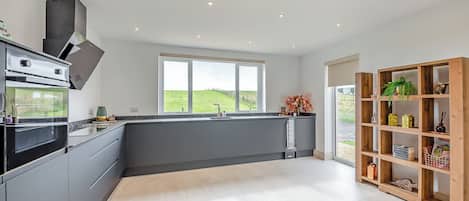 Lavavajillas y periquera