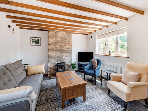 3 bedroom accommodation in Bottisham