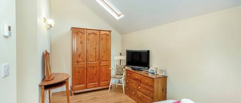 2 bedrooms, free WiFi