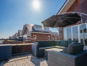 Terrace/patio - Modern apartment with free view over the water (Uitgeest)