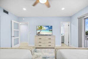 Condo, 2 Bedrooms, Balcony, Garden View | Iron/ironing board - Las Olas & Beachside getaway with pool (Fort Lauderdale)