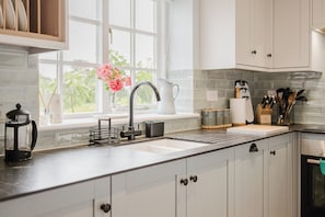 Dapur kecil peribadi