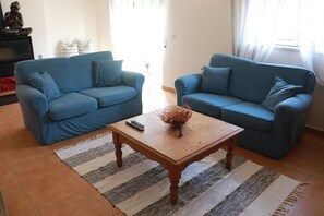 TV - Fantastic apartment with pool access (Pataias)