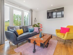 Unclassified image, 2 of 36, button