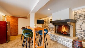 Dining - Villa RIA by Villas guide (Vodnjan)