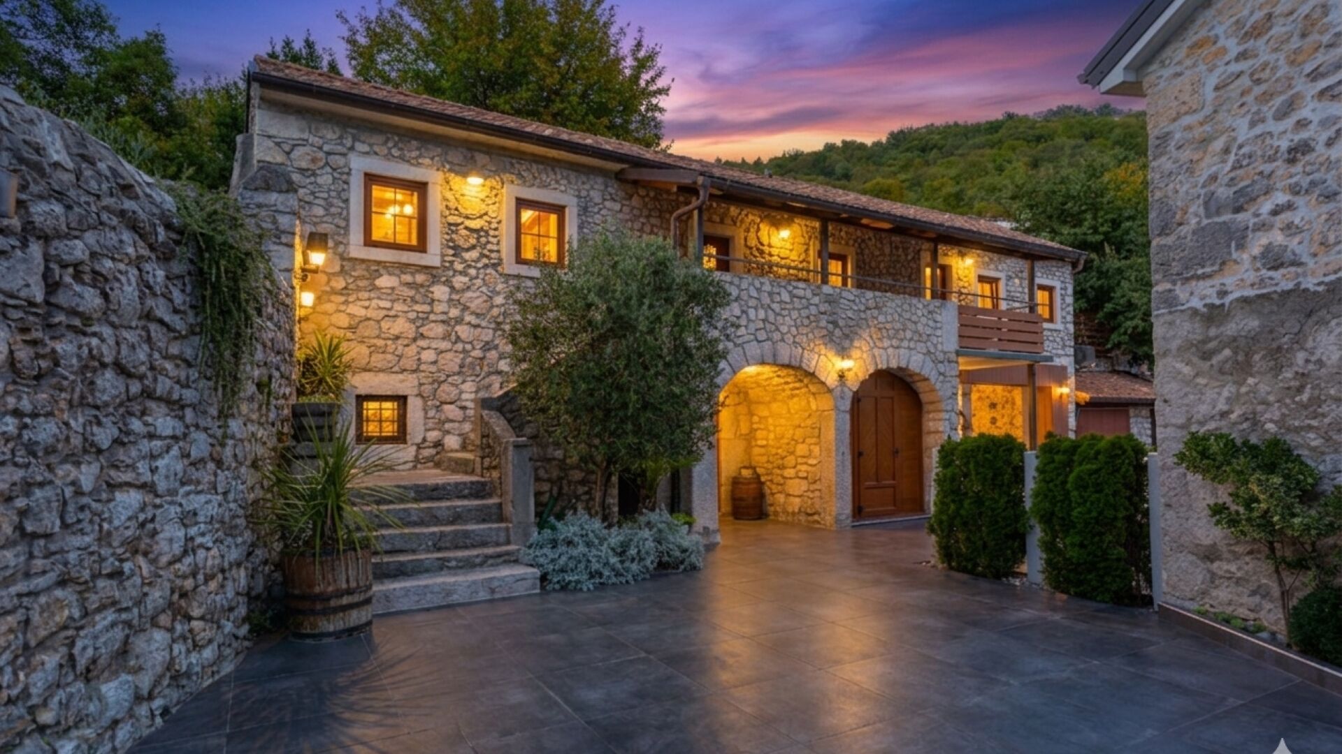 Exterior