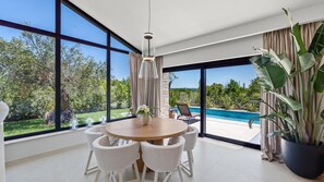 Dining - Villa Flores by Villas Guide (Frata)