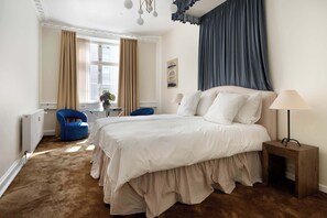 3 slaapkamers, een strijkplank/strijkijzer, wifi, beddengoed