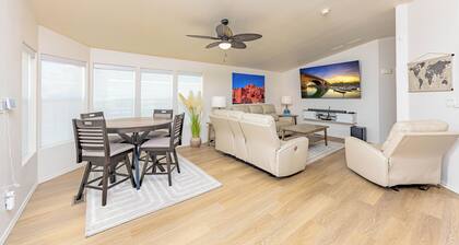 Stylish Lake Havasu Getaway – Steps to Windsor Beach & Boat Launch