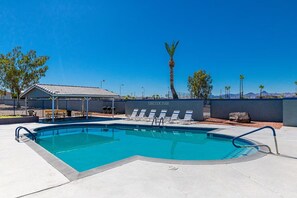 Outdoor pool, a heated pool