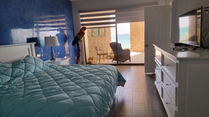 3 bedrooms, WiFi, bed sheets, wheelchair access