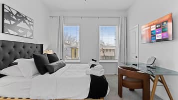 4 bedrooms, iron/ironing board, travel crib, free WiFi