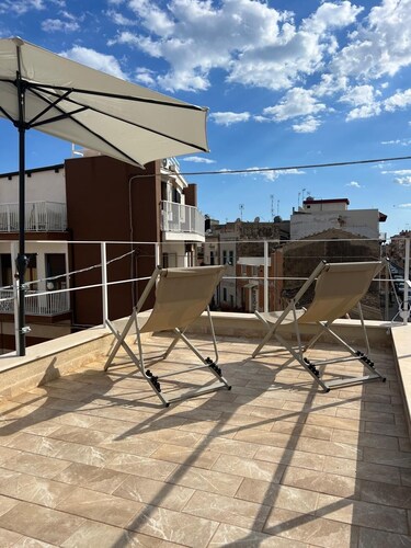 Pozzallo Sea House. Brand new one-bedroom apartment 200m from the sea and 100m from the City Center.