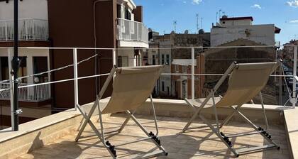 Pozzallo Sea House. Brand new one-bedroom apartment 200m from the sea and 100m from the City Center.