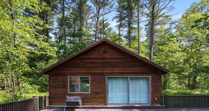 Poolside Luxe at Long Pond