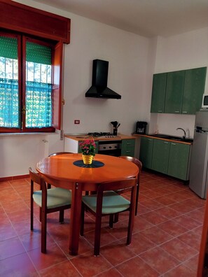 Microwave, oven, stovetop