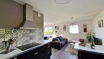 House | Private kitchen | Highchair