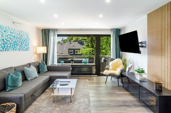 Téléviseur, table de ping-pong