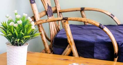 Embu 1 & 2-bedroom Air-bnb with WiFi in charming Embu
