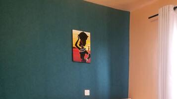 2 chambres, fer et planche Ă repasser, Wi-Fi, draps fournis