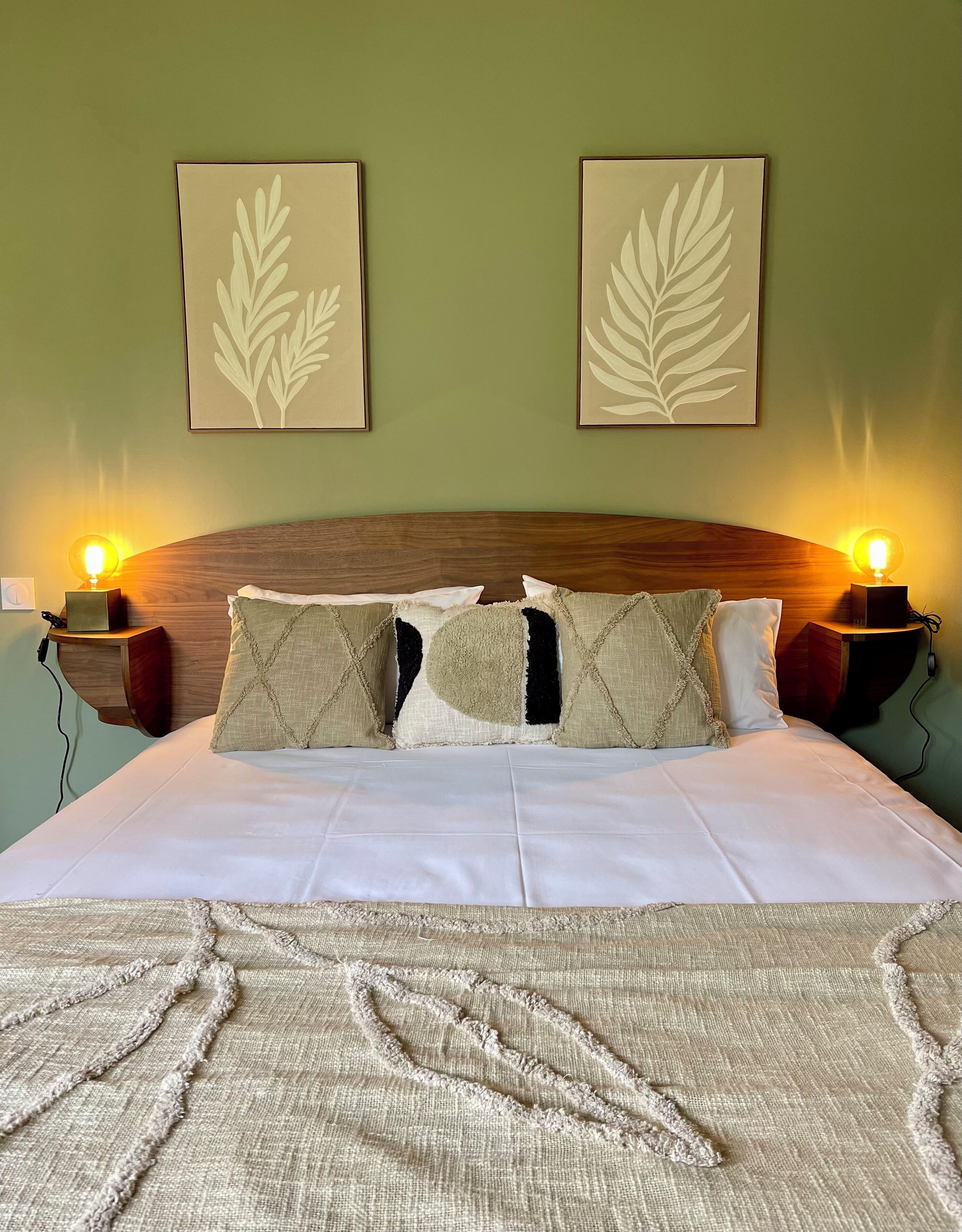 1 slaapkamer, een strijkplank/strijkijzer, gratis wifi, beddengoed