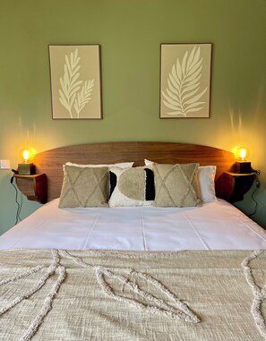 1 slaapkamer, een strijkplank/strijkijzer, gratis wifi, beddengoed