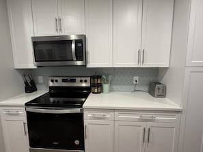 Microwave, oven, stovetop, dishwasher