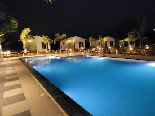 Pench Kulamama Safari Resort