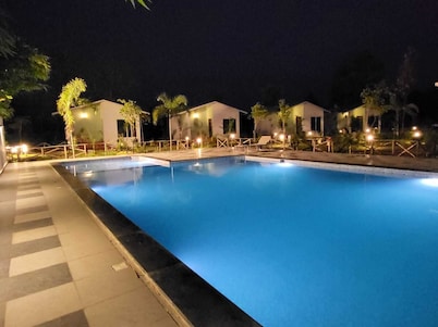 Pench Kulamama Safari Resort